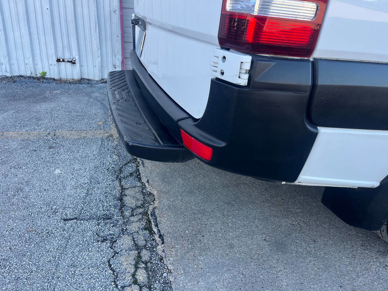 Used 2010 Freightliner Sprinter 2500 image 11