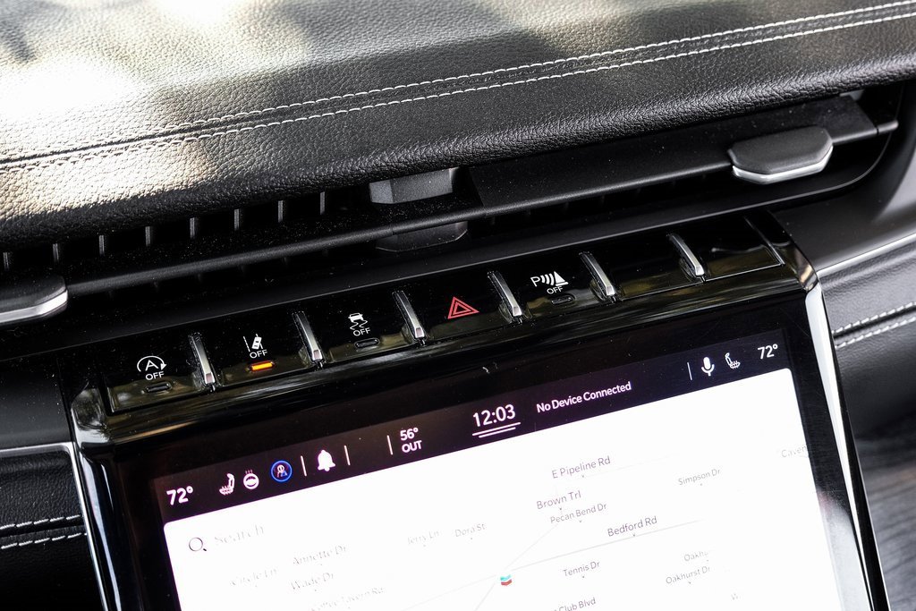 Used 2021 Jeep Grand Cherokee L Limited w/ Luxury Tech Group II image 35