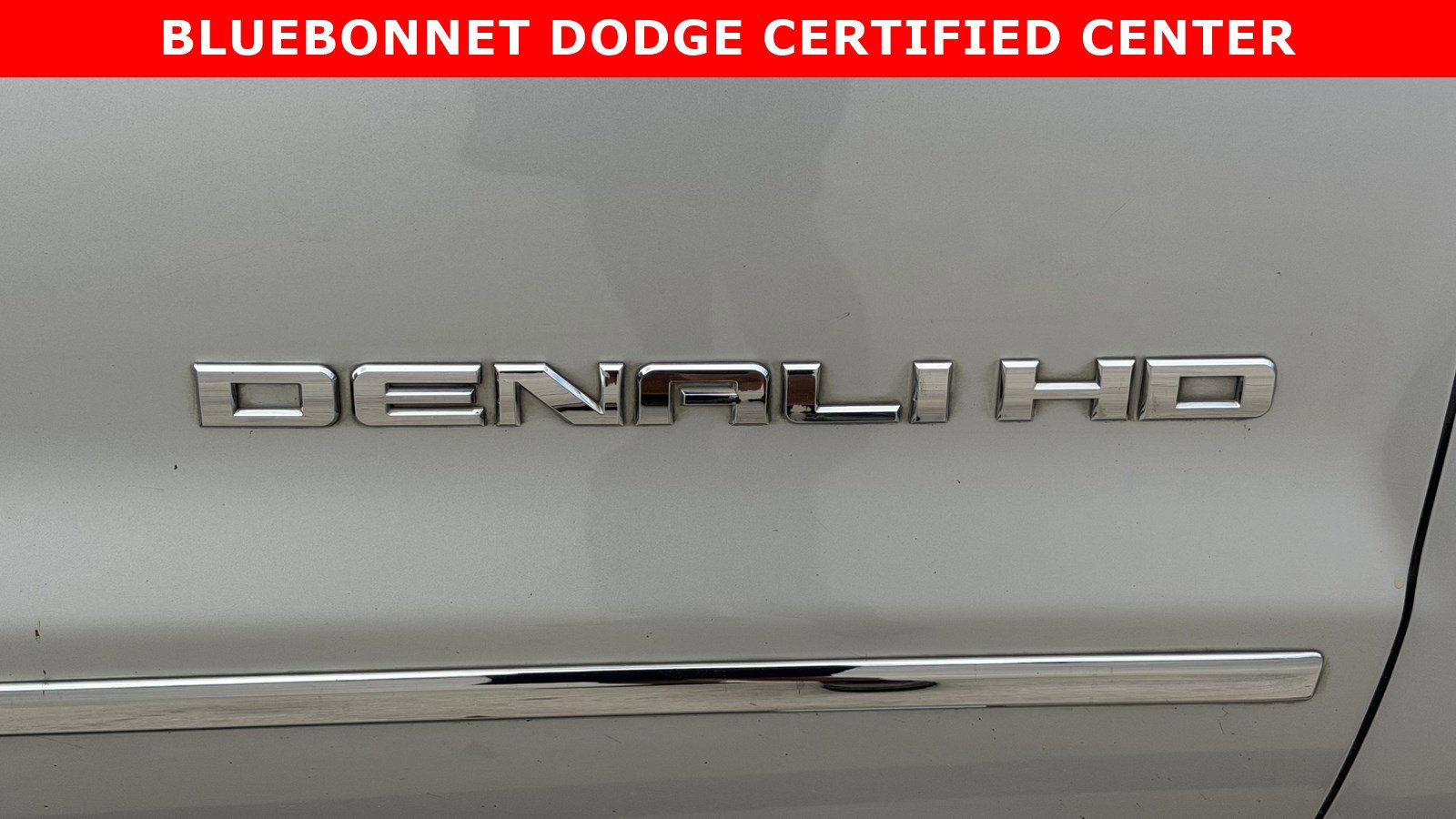 Used 2019 GMC Sierra 2500 Denali w/ Duramax Plus Package AWD/4WD image 7