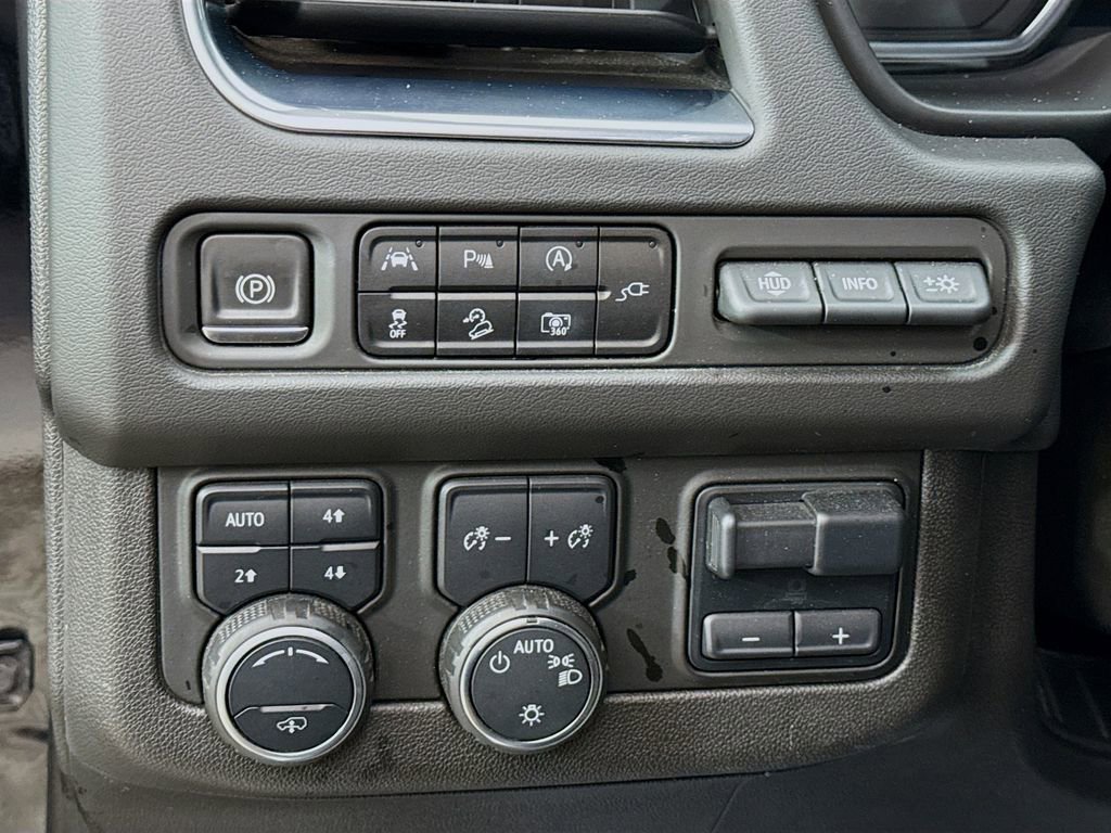 Used 2021 Chevrolet Tahoe High Country image 13