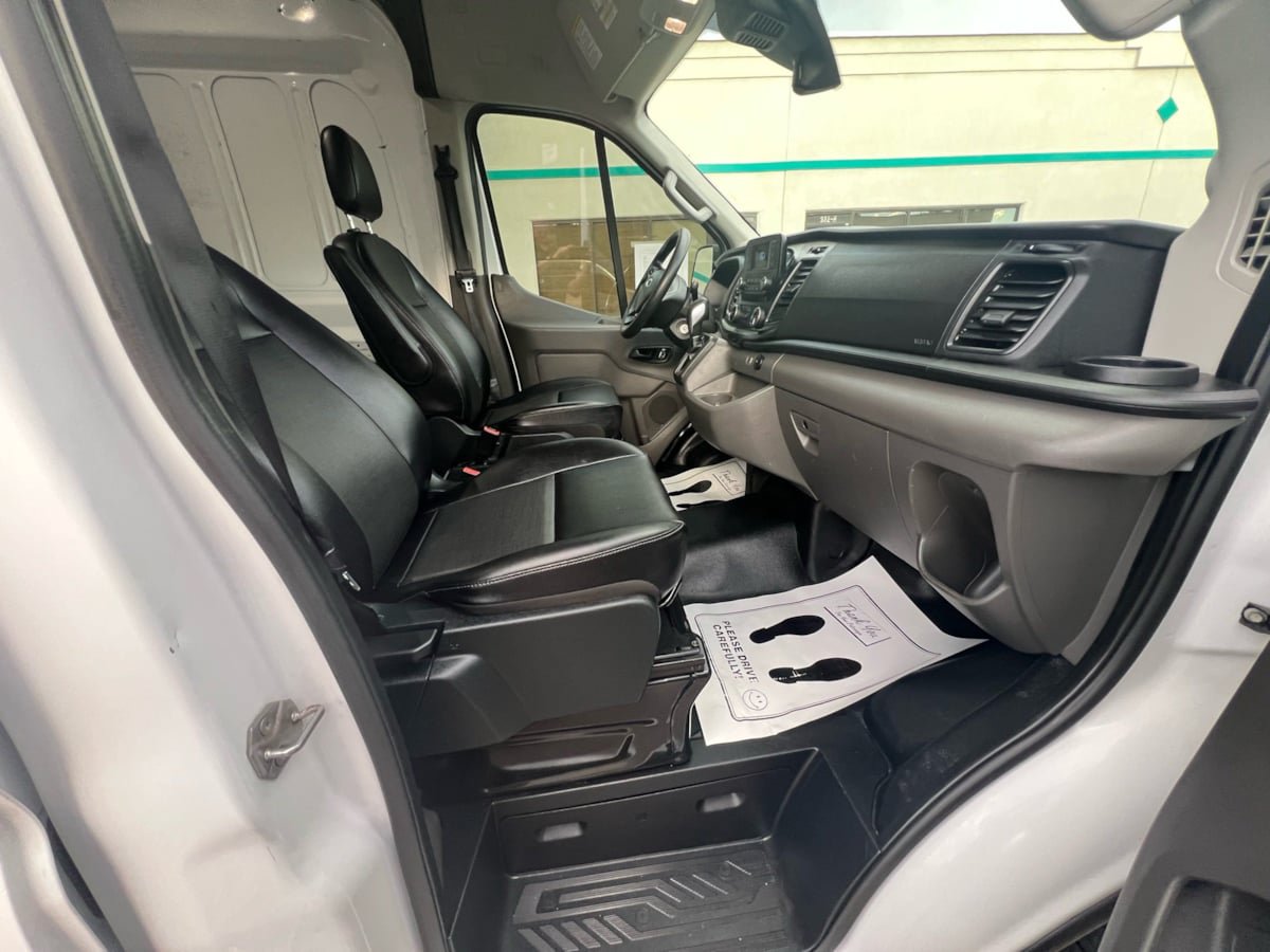 Used 2023 Ford Transit 250 Medium Roof AWD image 12