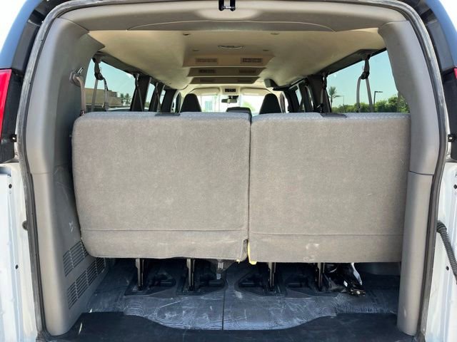 Used 2025 Chevrolet Express 3500 LT w/ LT Preferred Equipment Group RWD image 21