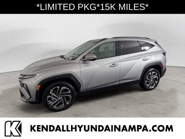 Used 2025 Hyundai Tucson Limited AWD/4WD image 1