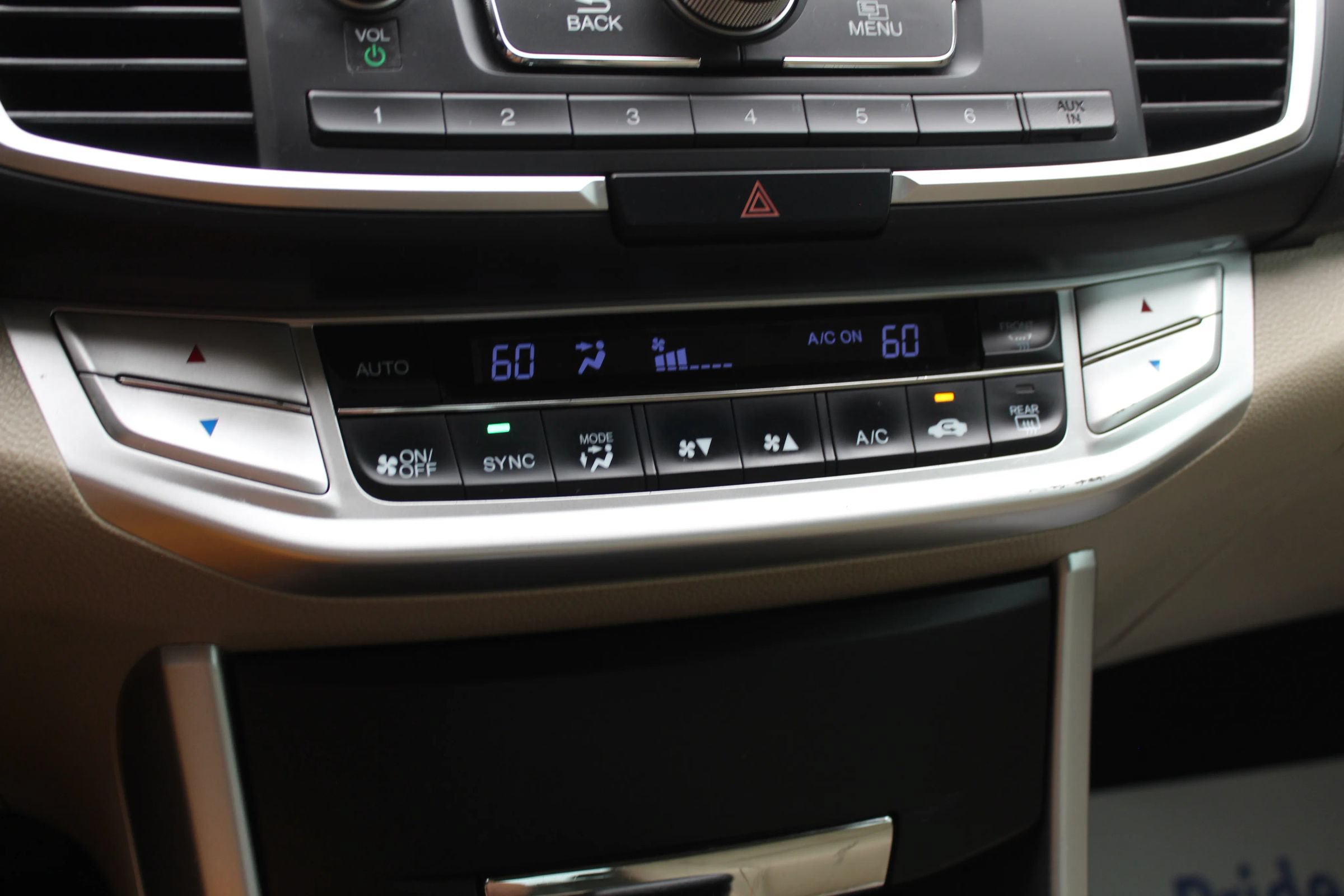Used 2015 Honda Accord LX image 30