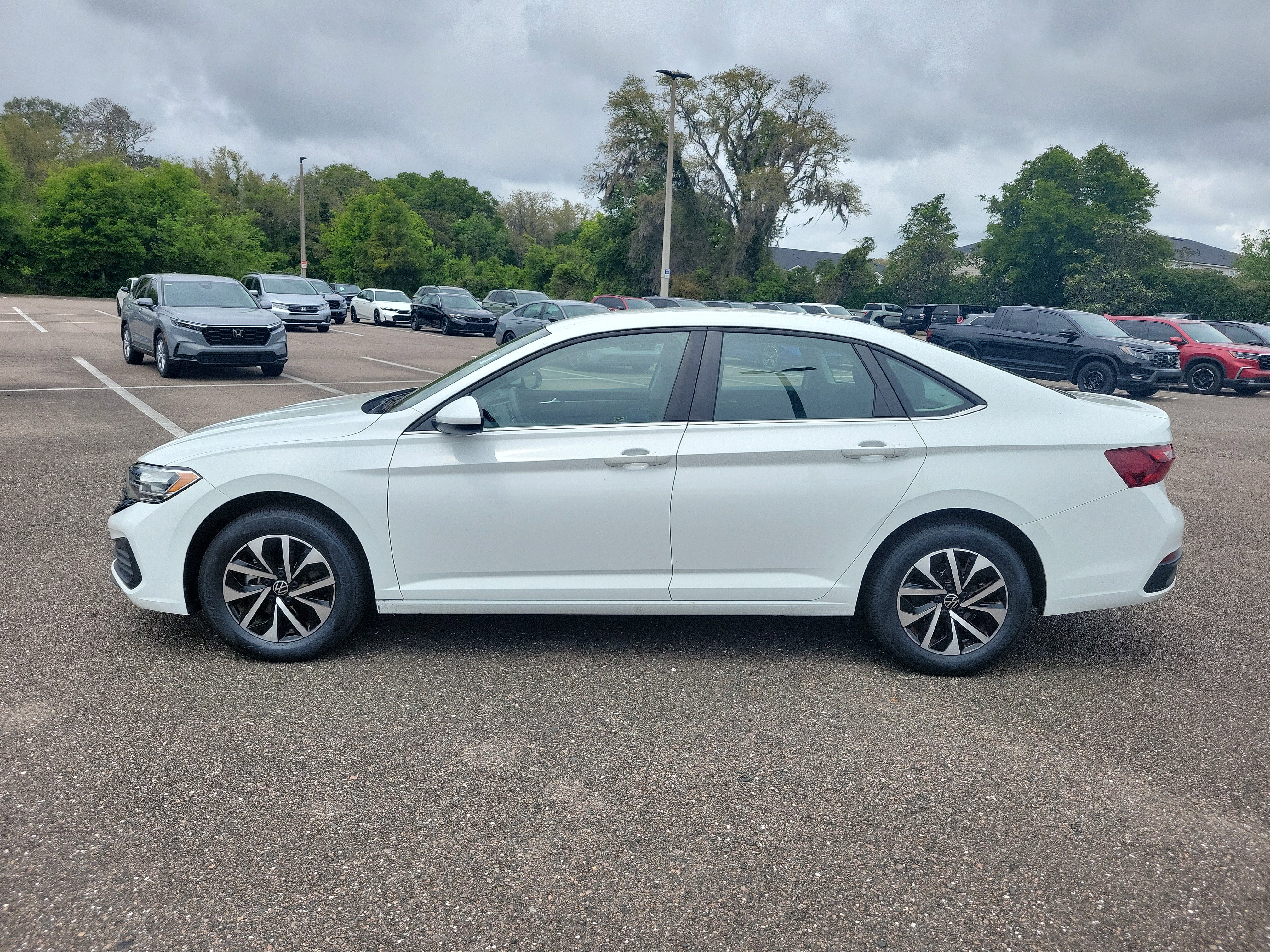 Used 2023 Volkswagen Jetta S w/ IQ.Drive Package image 2