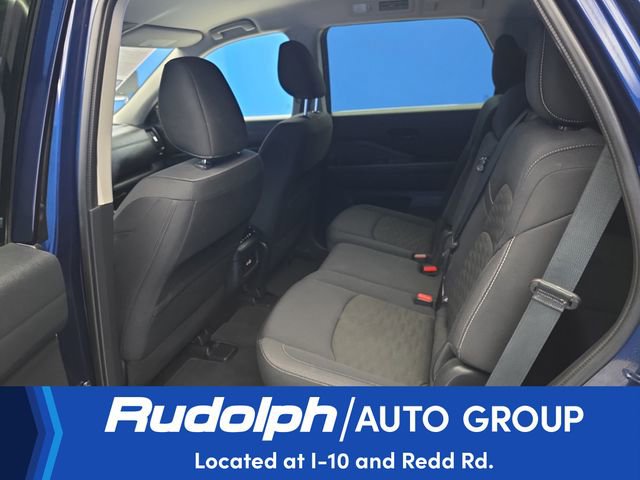 Used 2025 Nissan Pathfinder SV AWD/4WD image 28