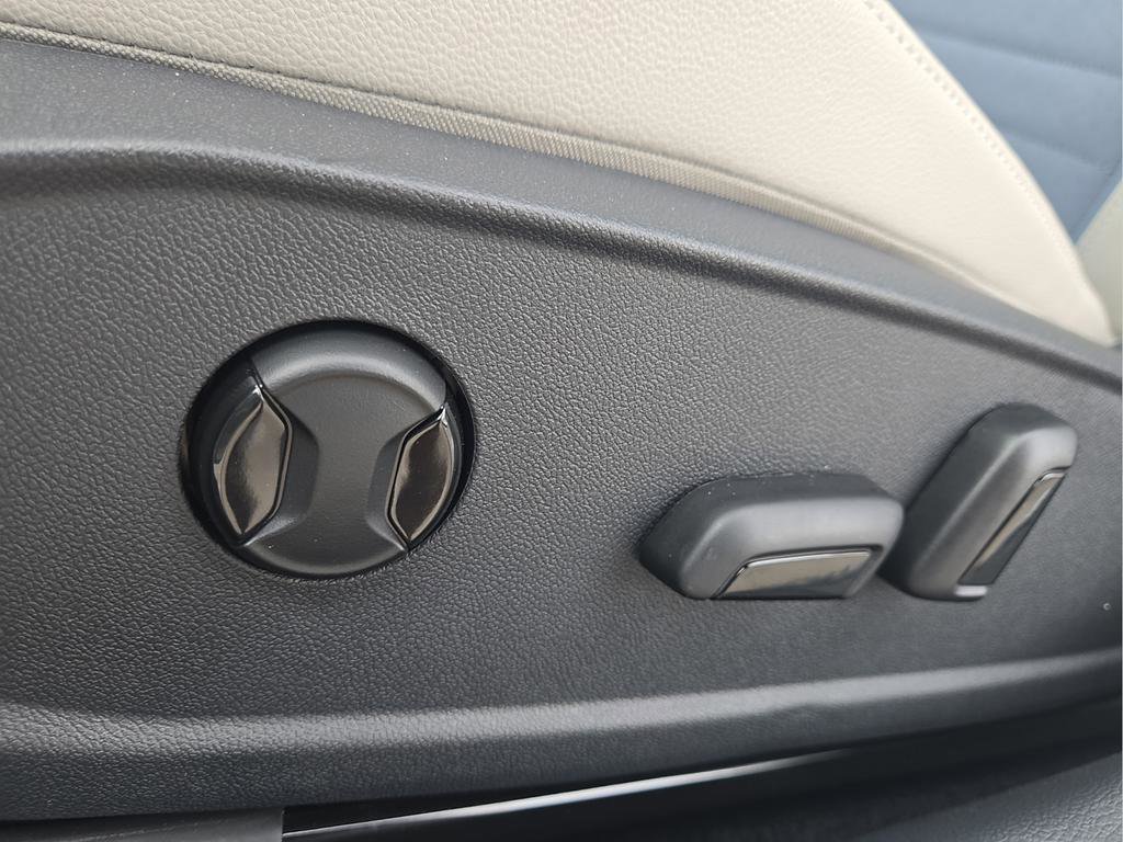 New 2026 Volkswagen Jetta SE image 17