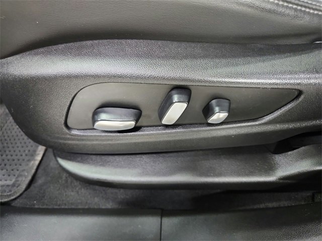 Used 2020 Cadillac XT6 Premium Luxury image 23