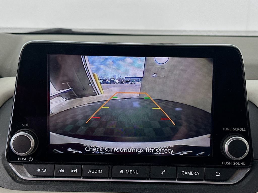 Used 2023 Nissan Rogue SV image 13