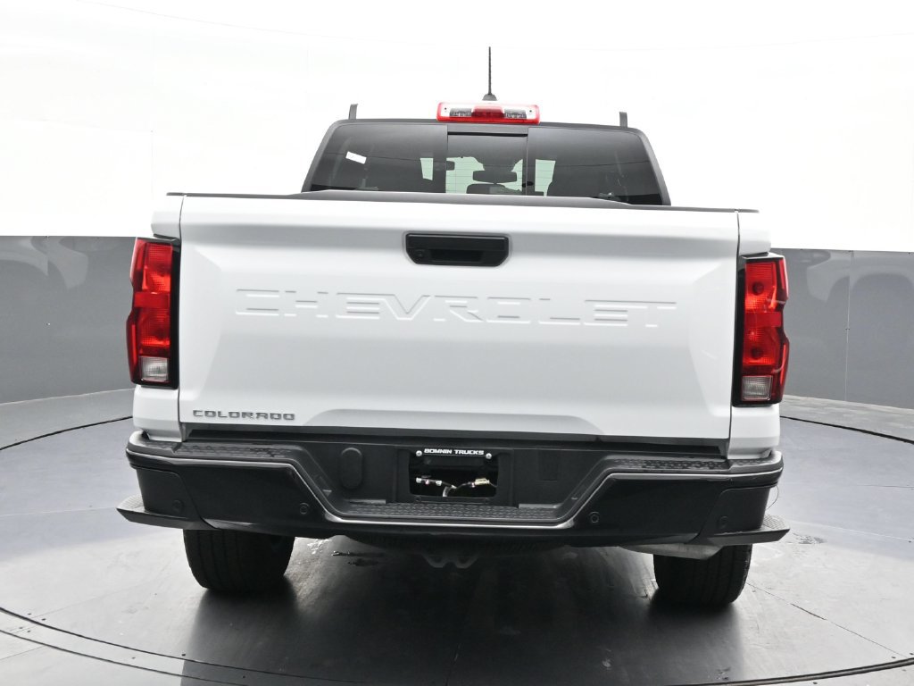 Used 2026 Chevrolet Colorado W/T w/ WT Custom Package RWD image 4