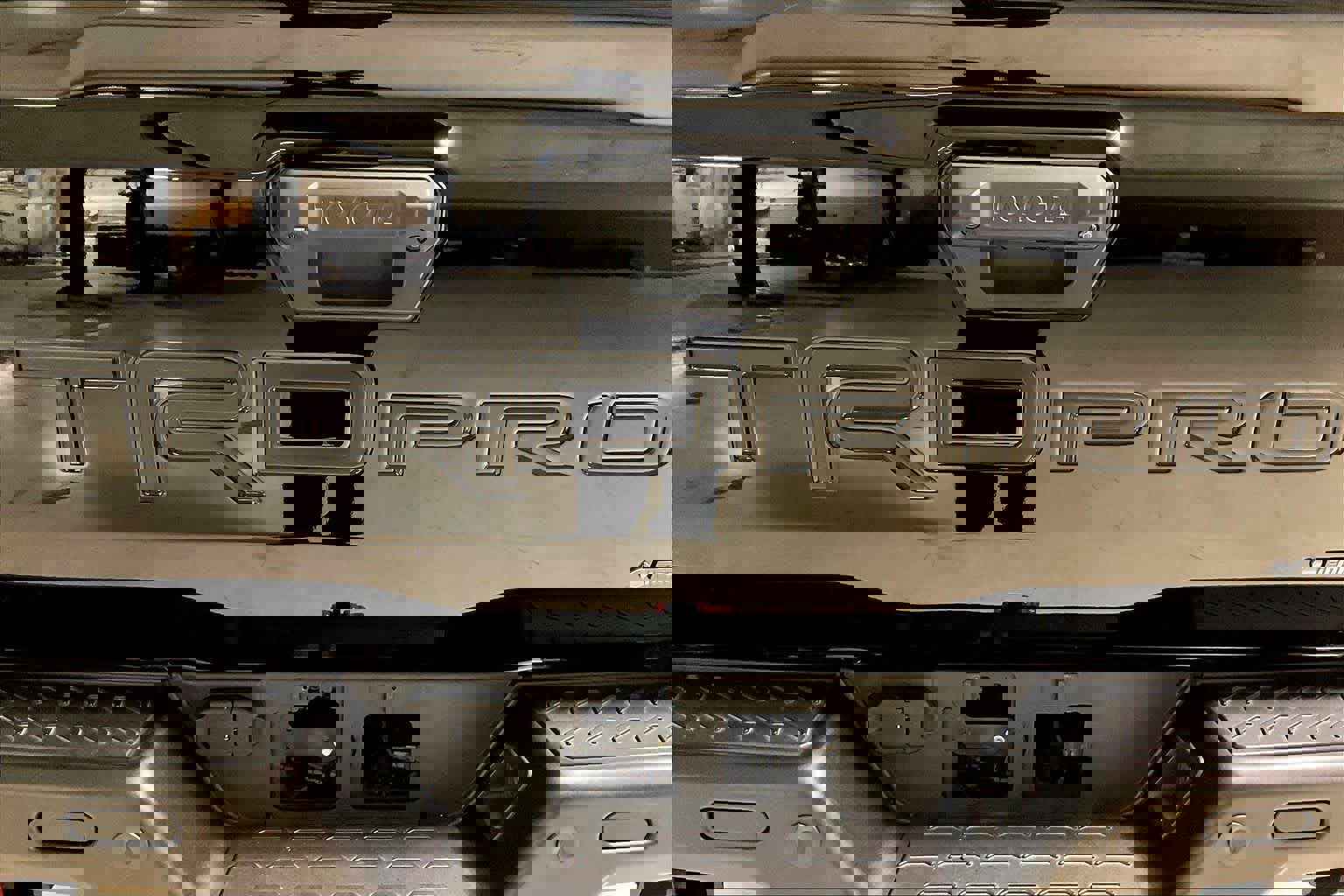 Used 2024 Toyota Tacoma TRD Pro image 31