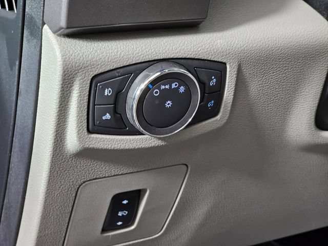 Used 2015 Ford F150 XLT w/ Equipment Group 302A Luxury AWD/4WD image 26