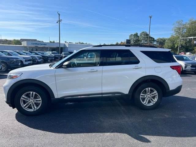 Used 2021 Ford Explorer XLT w/ Equipment Group 202A AWD/4WD image 18