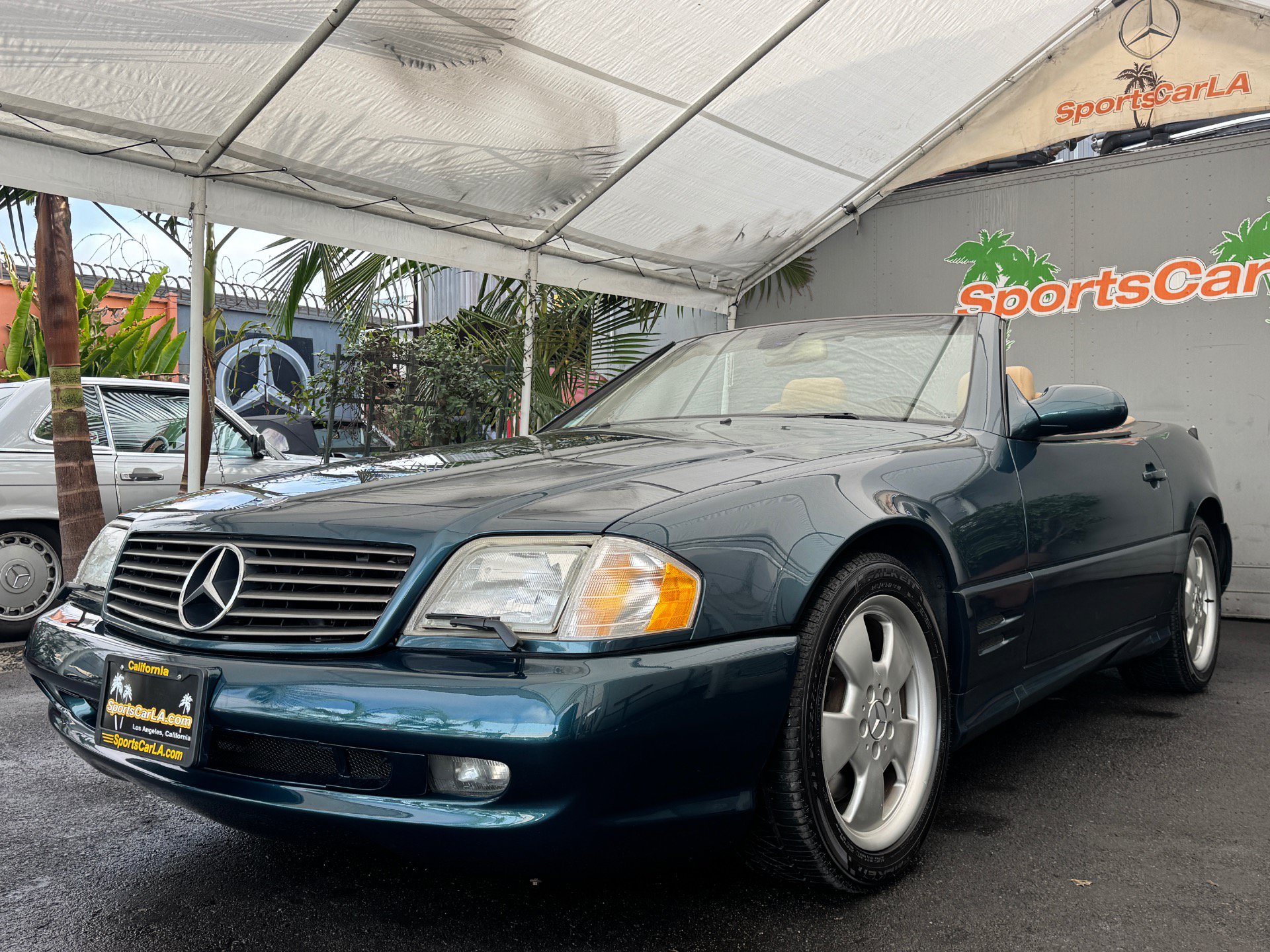 Used 1999 Mercedes-Benz SL 500 image 2