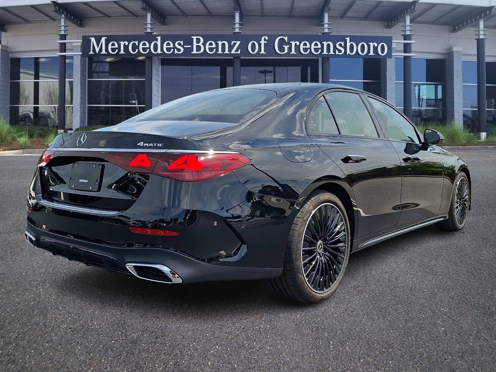 New 2026 Mercedes-Benz E 350 4MATIC Sedan image 4
