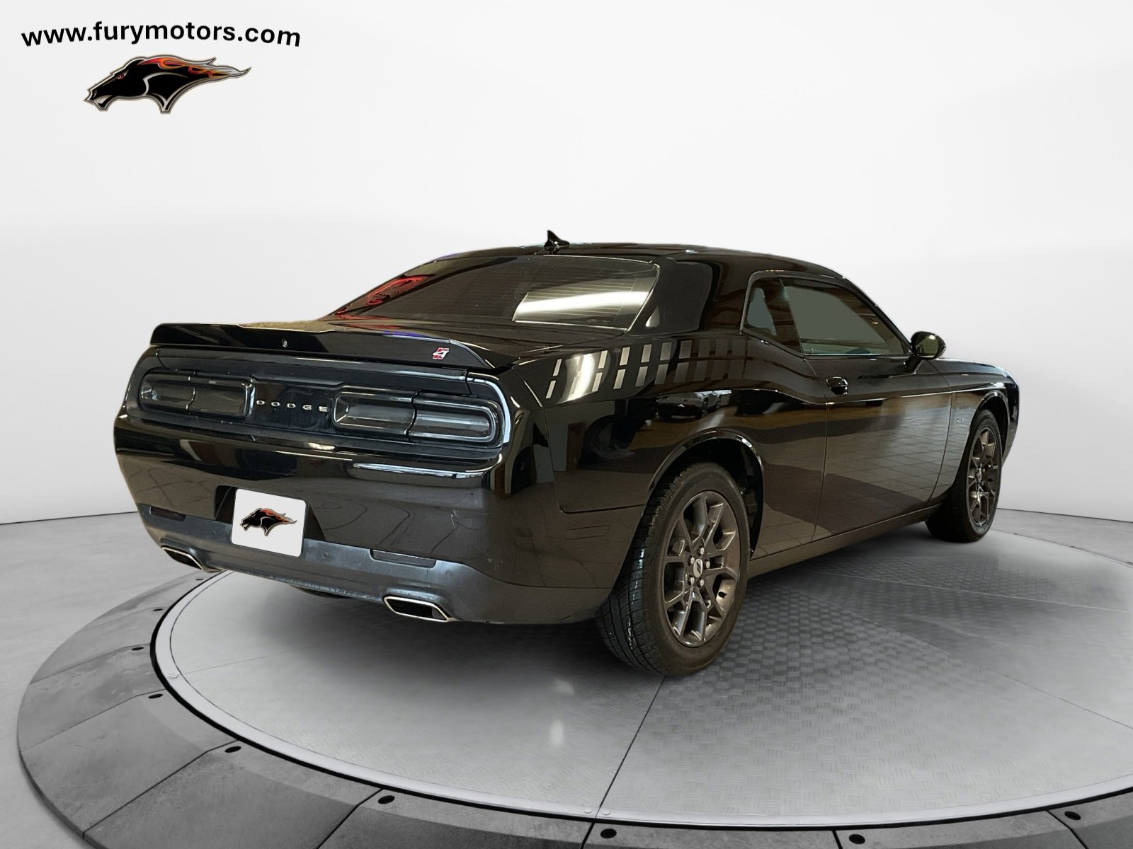 Used 2018 Dodge Challenger GT image 3