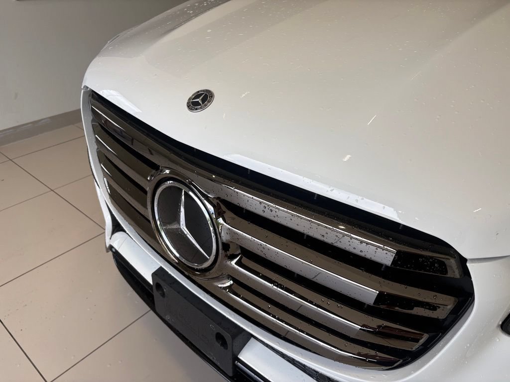 Used 2024 Mercedes-Benz GLS 450 4MATIC image 10