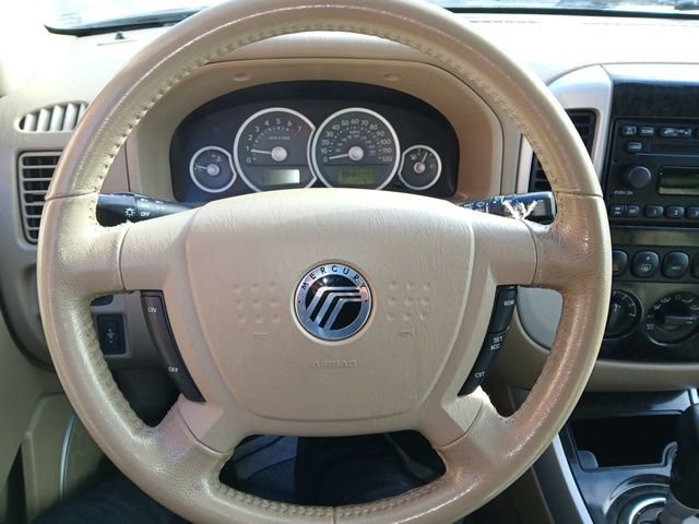 Used 2006 Mercury Mariner Luxury image 25