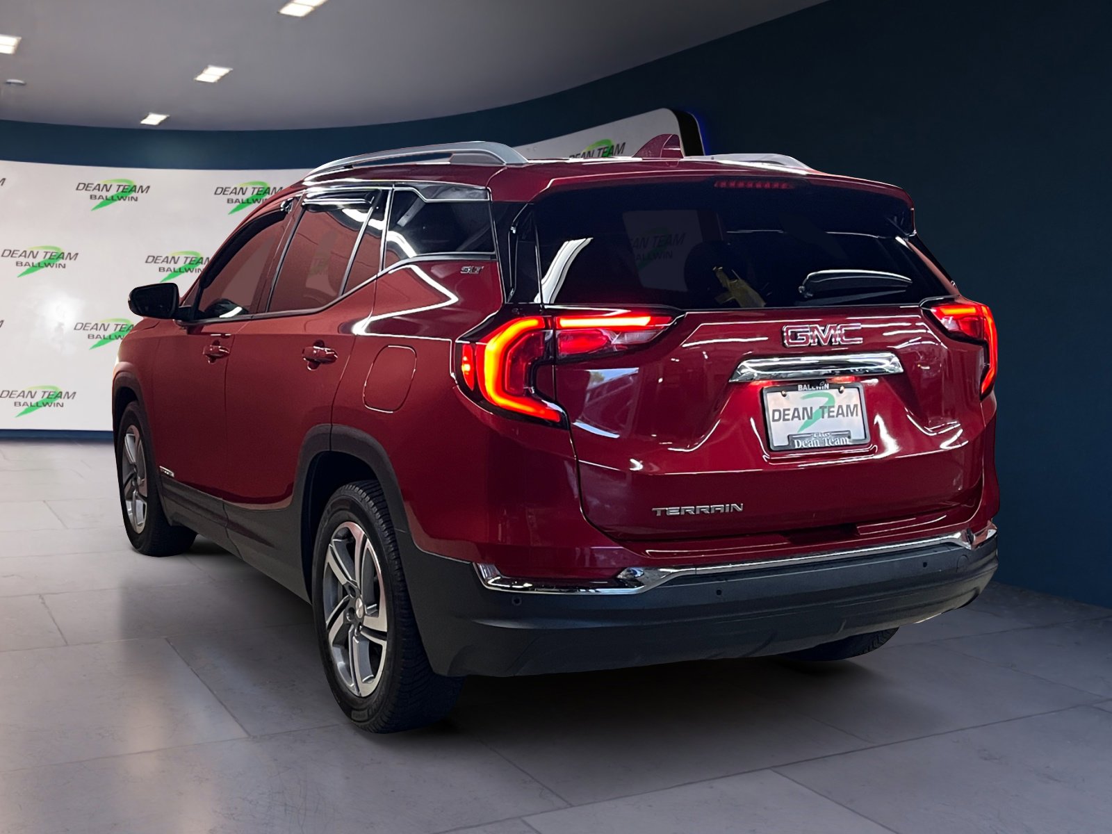 Used 2019 GMC Terrain SLT w/ Preferred Package FWD image 6