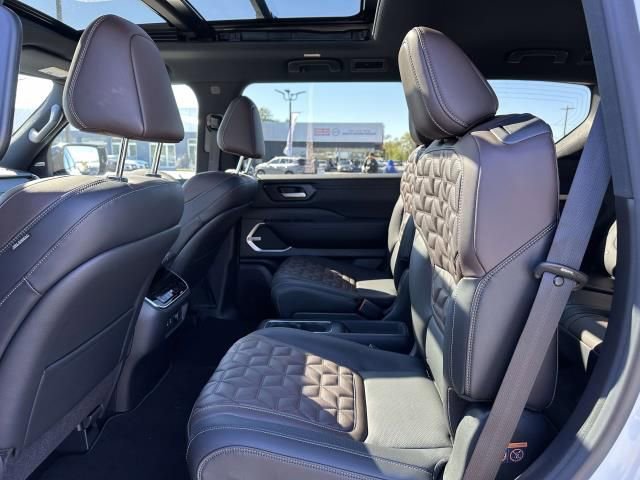 New 2026 Nissan Armada Platinum Reserve image 17