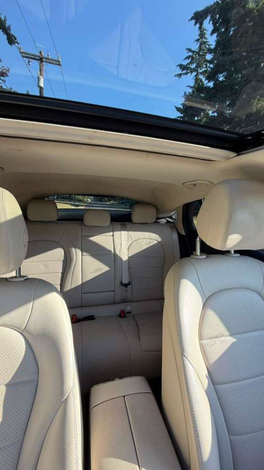 Used 2017 Mercedes-Benz GLC 300 4MATIC Coupe image 16