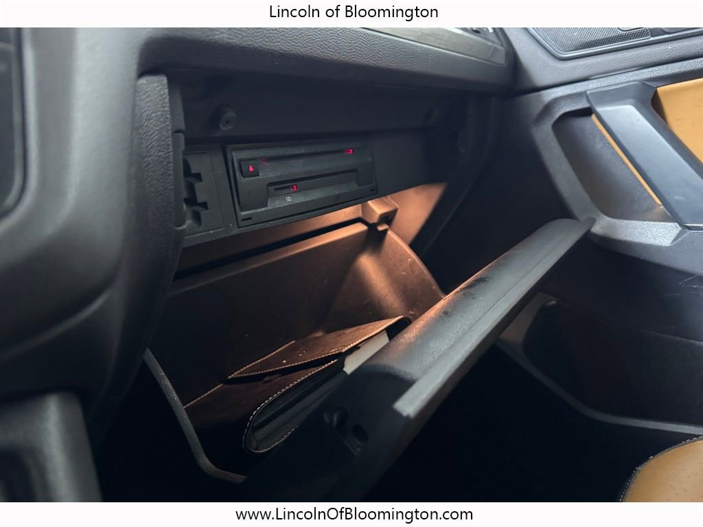 Used 2018 Volkswagen Tiguan SE image 61
