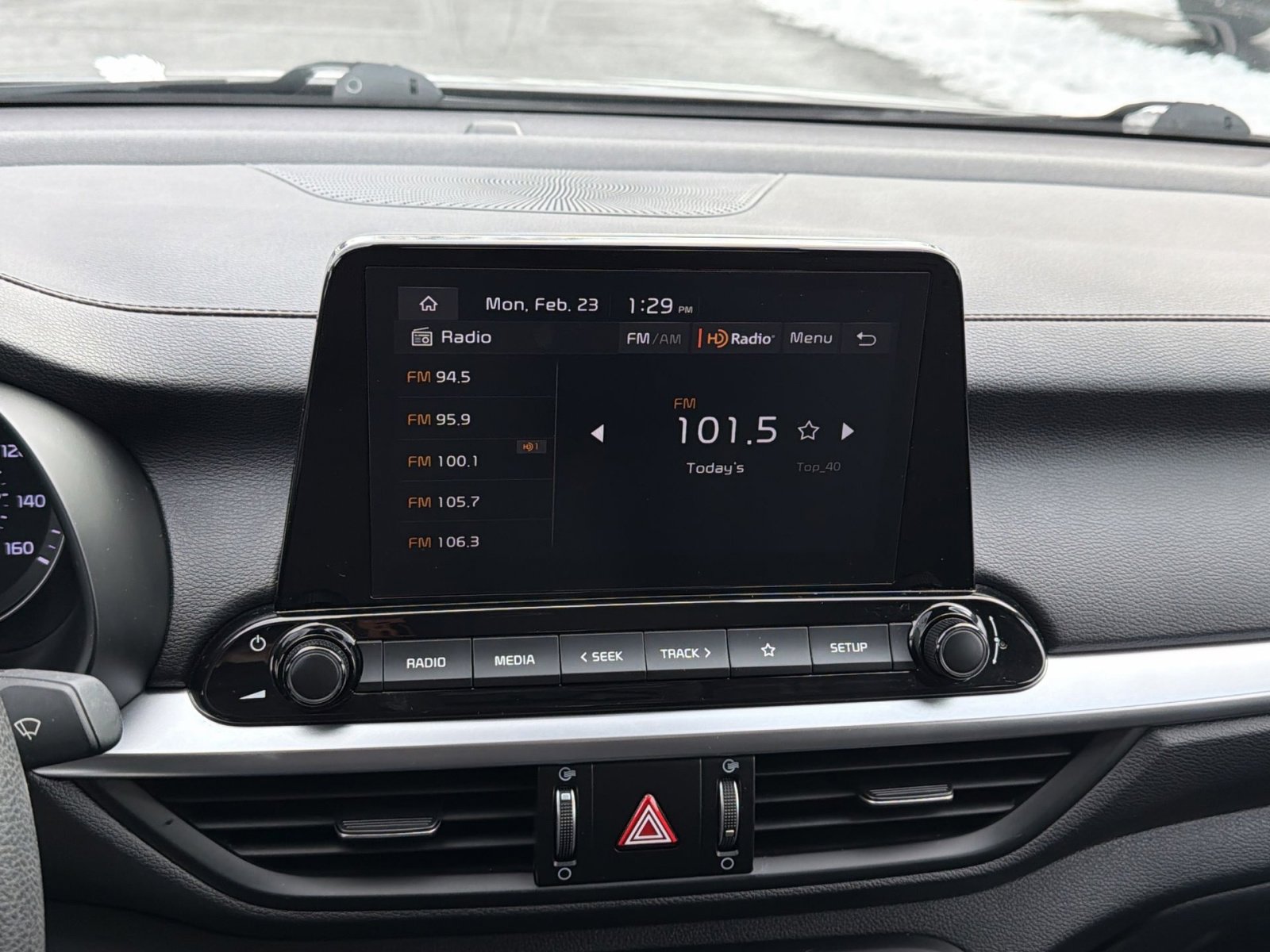 Used 2023 Kia Forte LXS w/ LXS Technology Package image 18