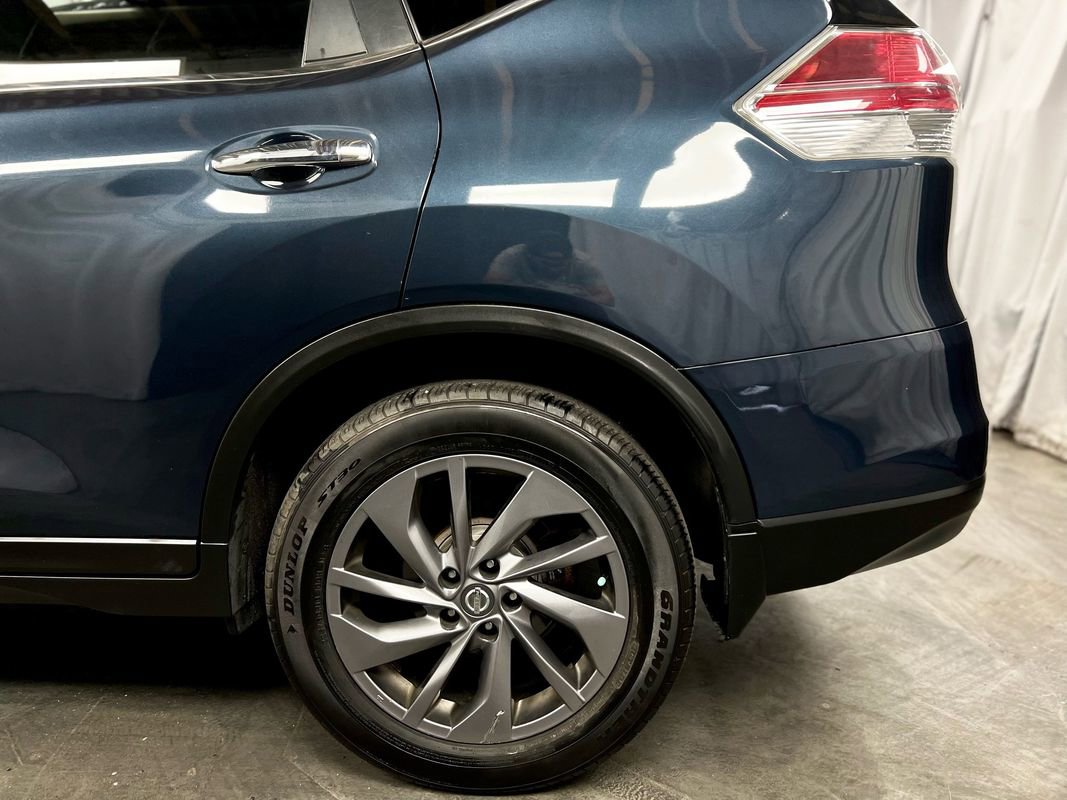 Used 2016 Nissan Rogue SL image 11