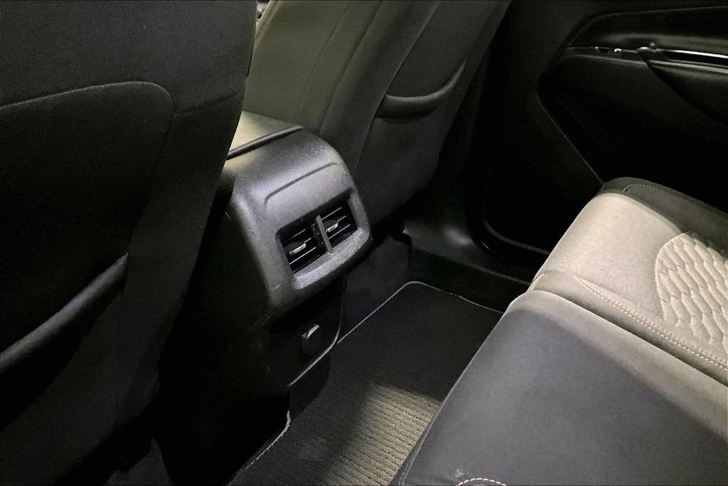 Used 2018 Chevrolet Equinox LT AWD/4WD image 10