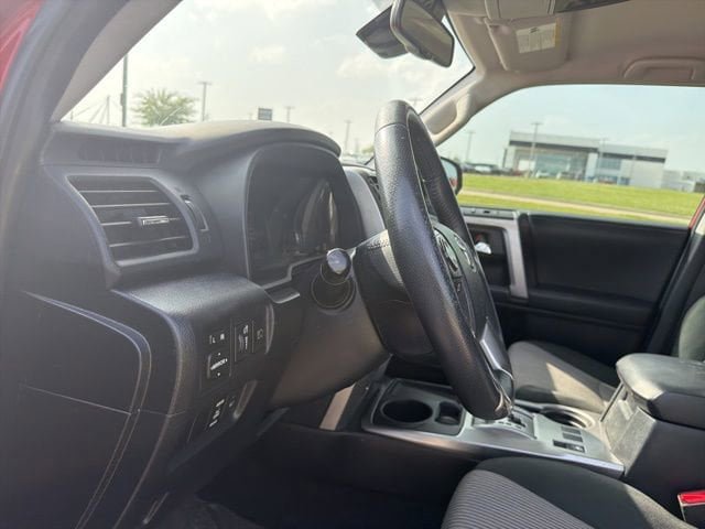 Used 2022 Toyota 4Runner SR5 RWD image 11