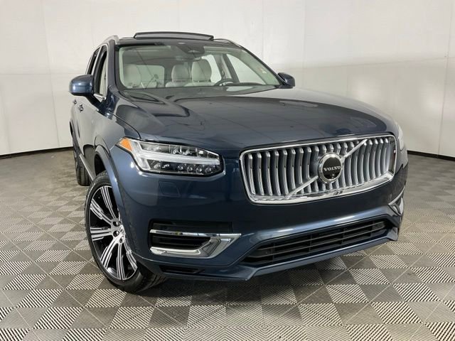 Certified 2024 Volvo XC90 T8 Ultimate w/ Protection Package Premier image 45