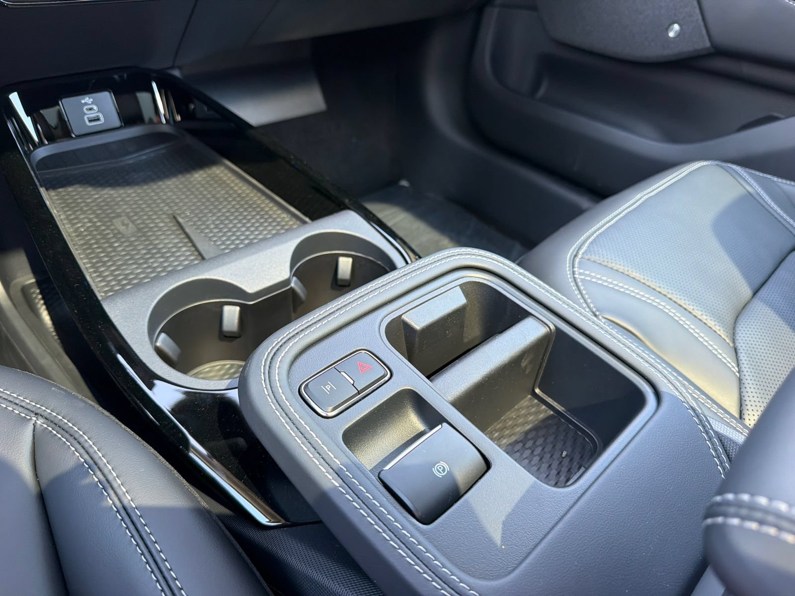 New 2026 Ford Mustang Mach-E Premium AWD/4WD image 27