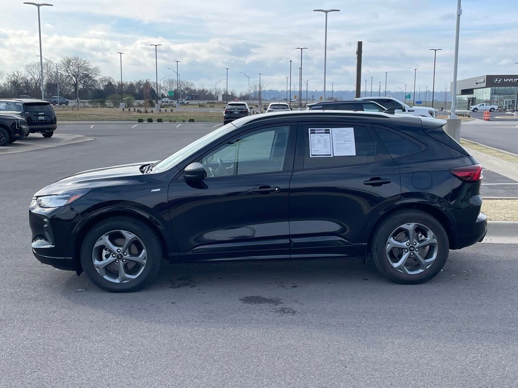 Used 2024 Ford Escape ST-Line image 5