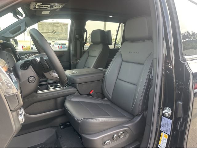 New 2026 GMC Yukon XL Denali w/ Denali Reserve Package image 25