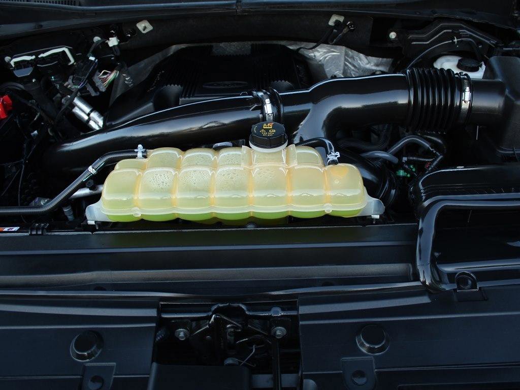 Used 2018 Ford F150 XLT w/ Equipment Group 302A Luxury image 30