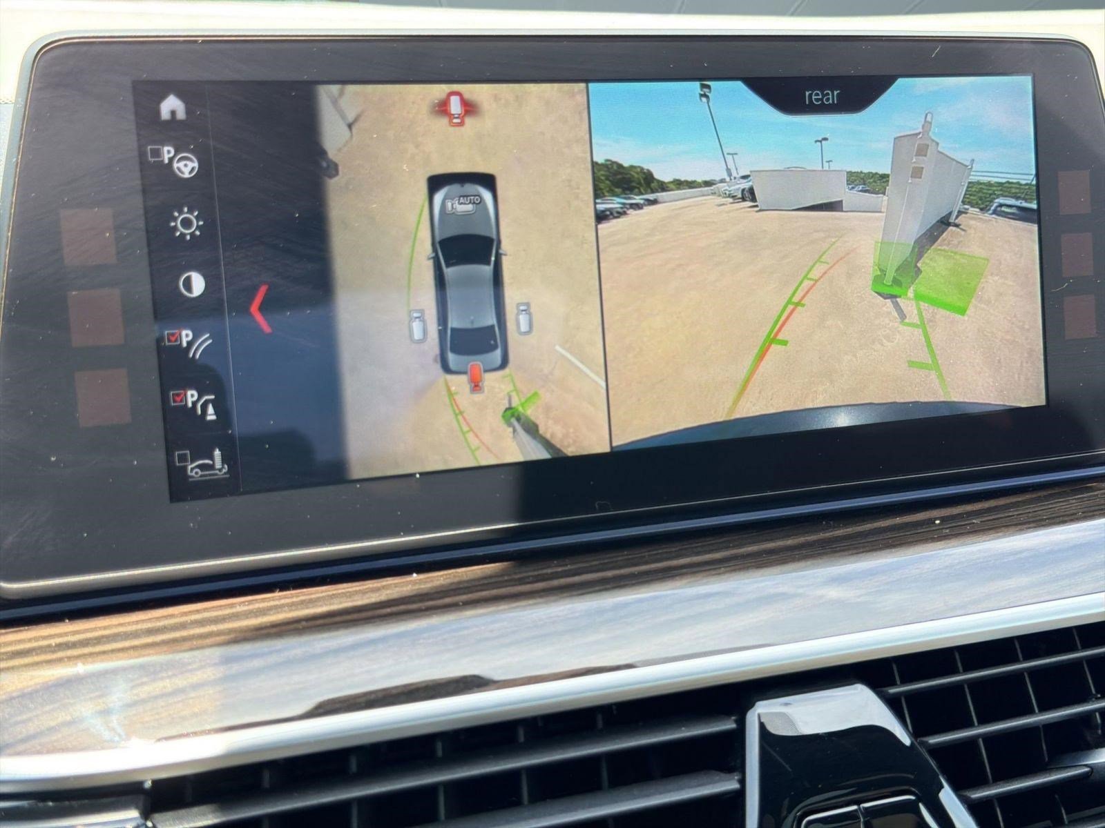 Used 2018 BMW 530e xDrive AWD/4WD image 24