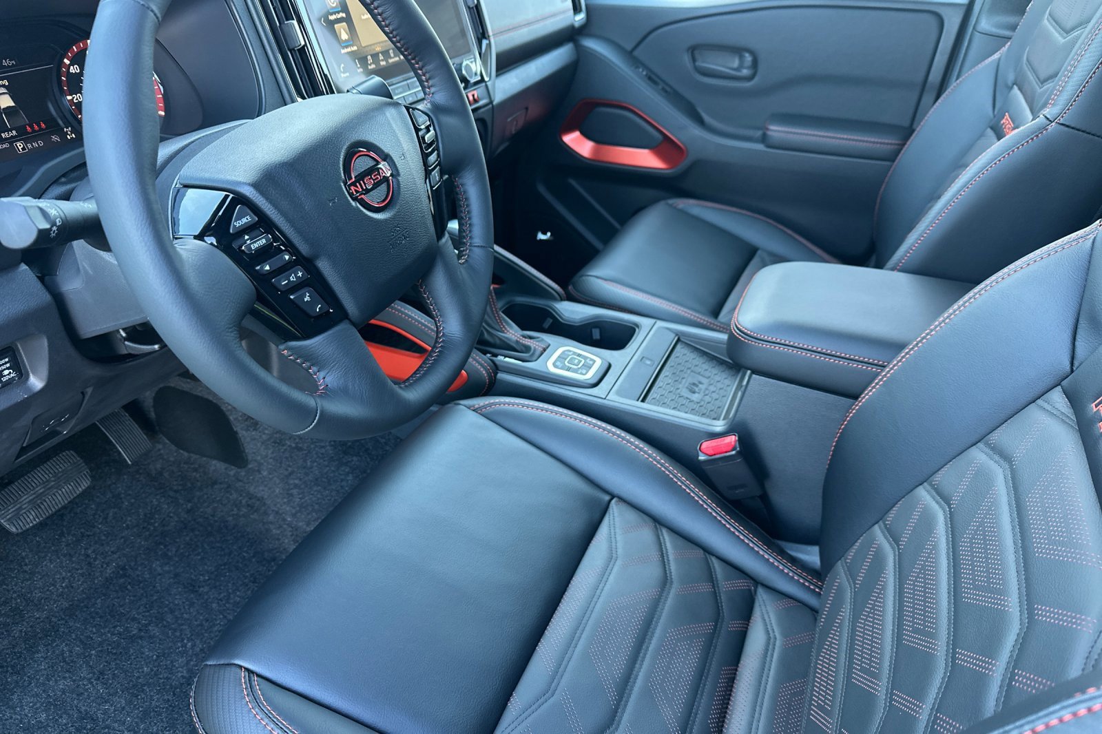 New 2026 Nissan Frontier PRO-4X w/ Pro Premium Package image 10