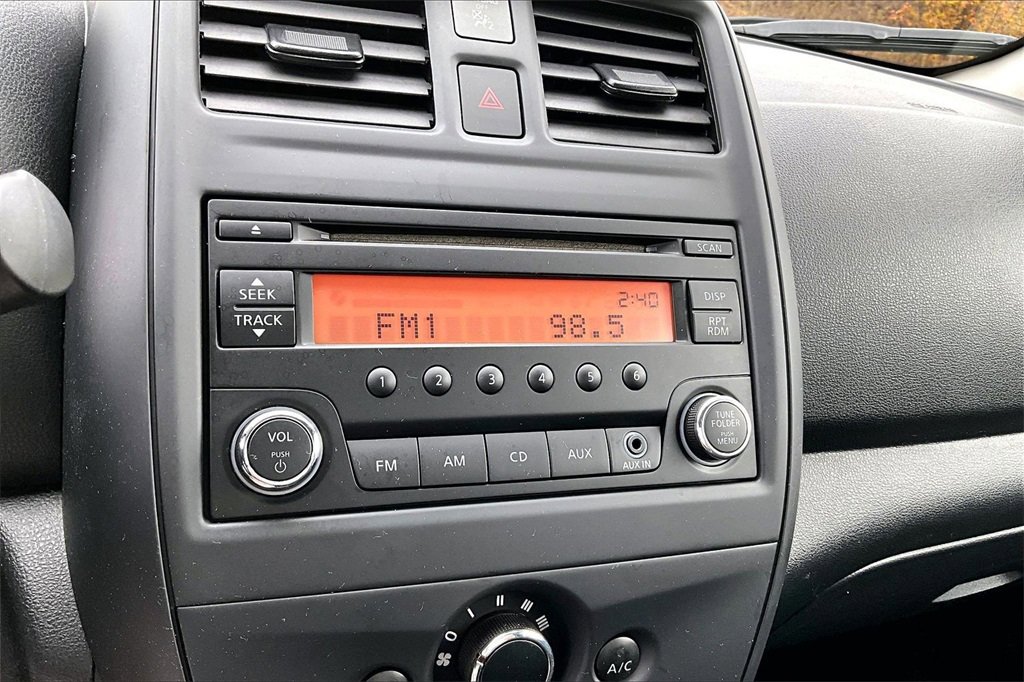 Used 2017 Nissan Versa S Plus image 13