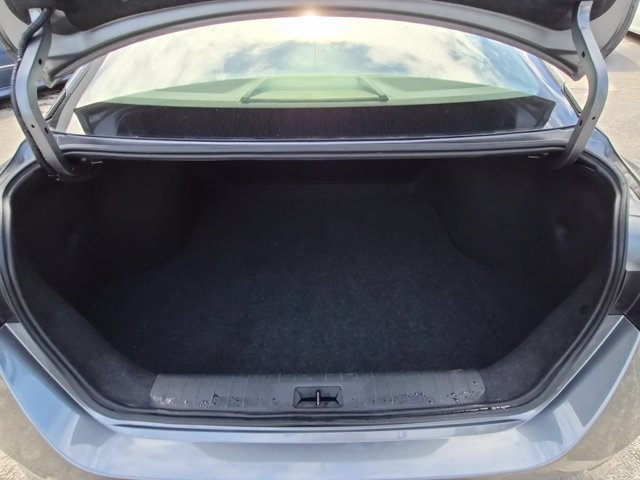 Used 2025 Nissan Sentra SV FWD image 28
