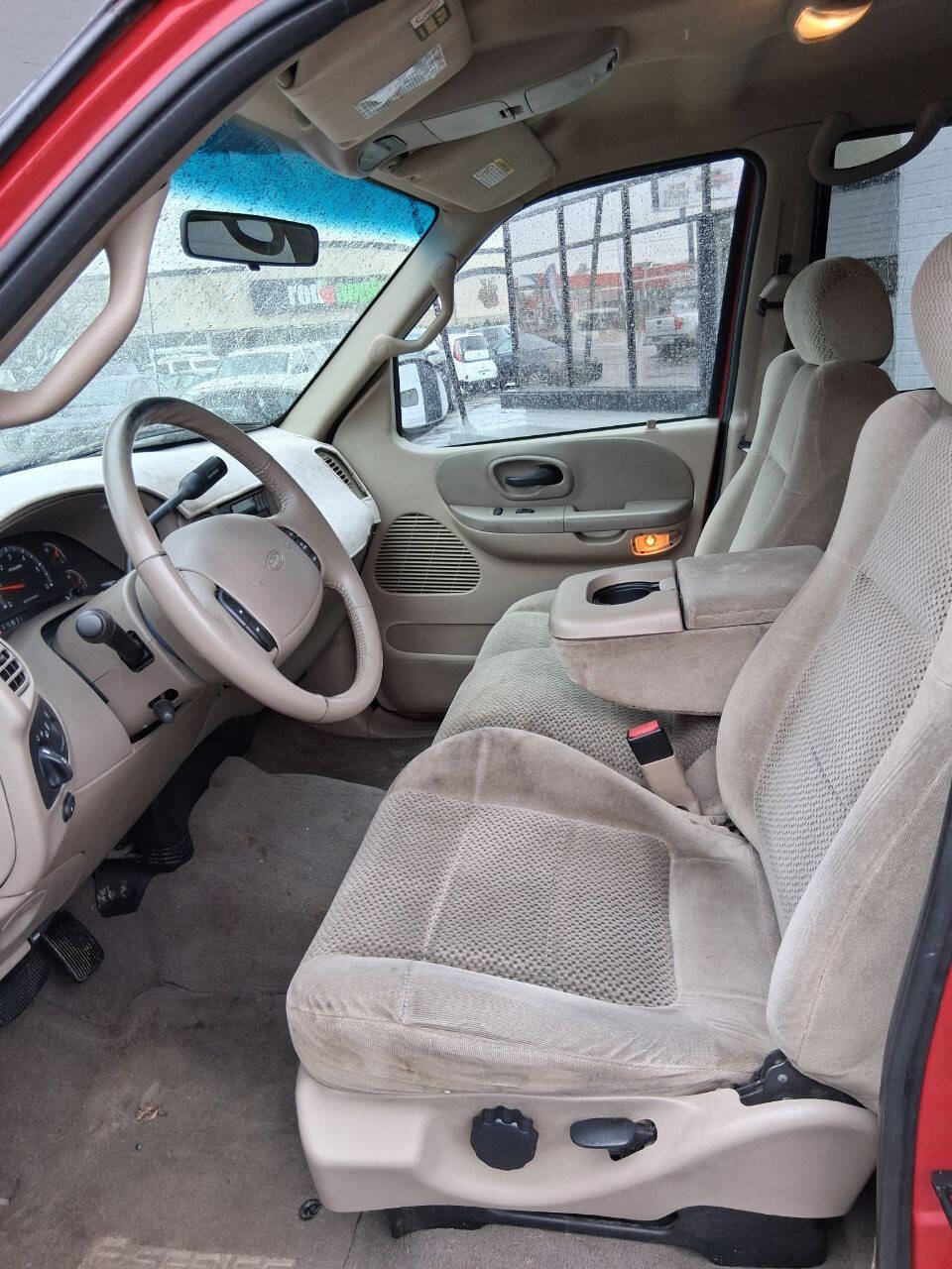 Used 2001 Ford F150 XLT image 9