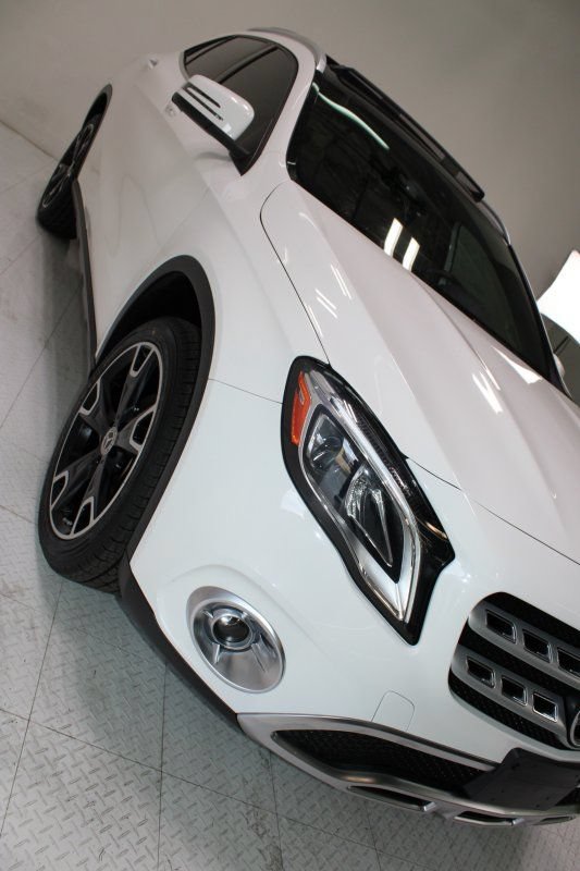 Used 2019 Mercedes-Benz GLA 250 4MATIC w/ Premium Package image 12