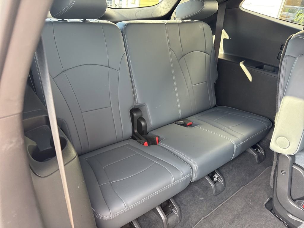 Certified 2023 Buick Enclave Essence image 42