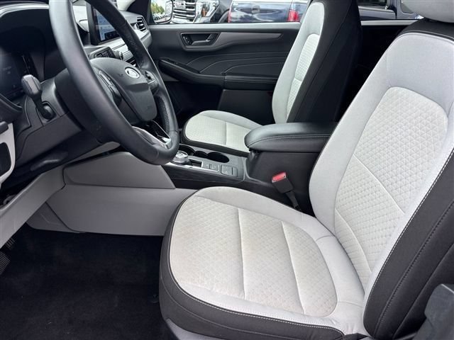 Used 2024 Ford Escape Active FWD image 11