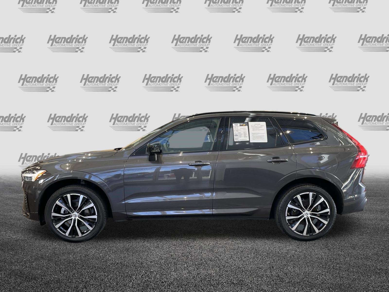 Used 2025 Volvo XC60 B5 Plus AWD/4WD image 6