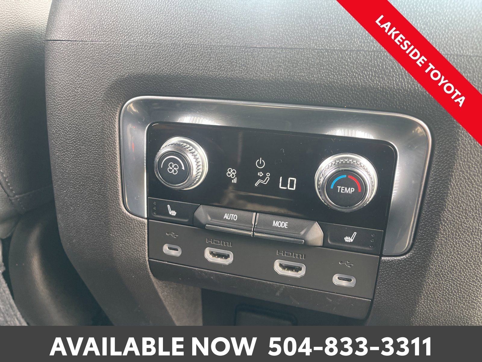 Used 2021 GMC Yukon AT4 w/ AT4 Premium Plus Package image 23