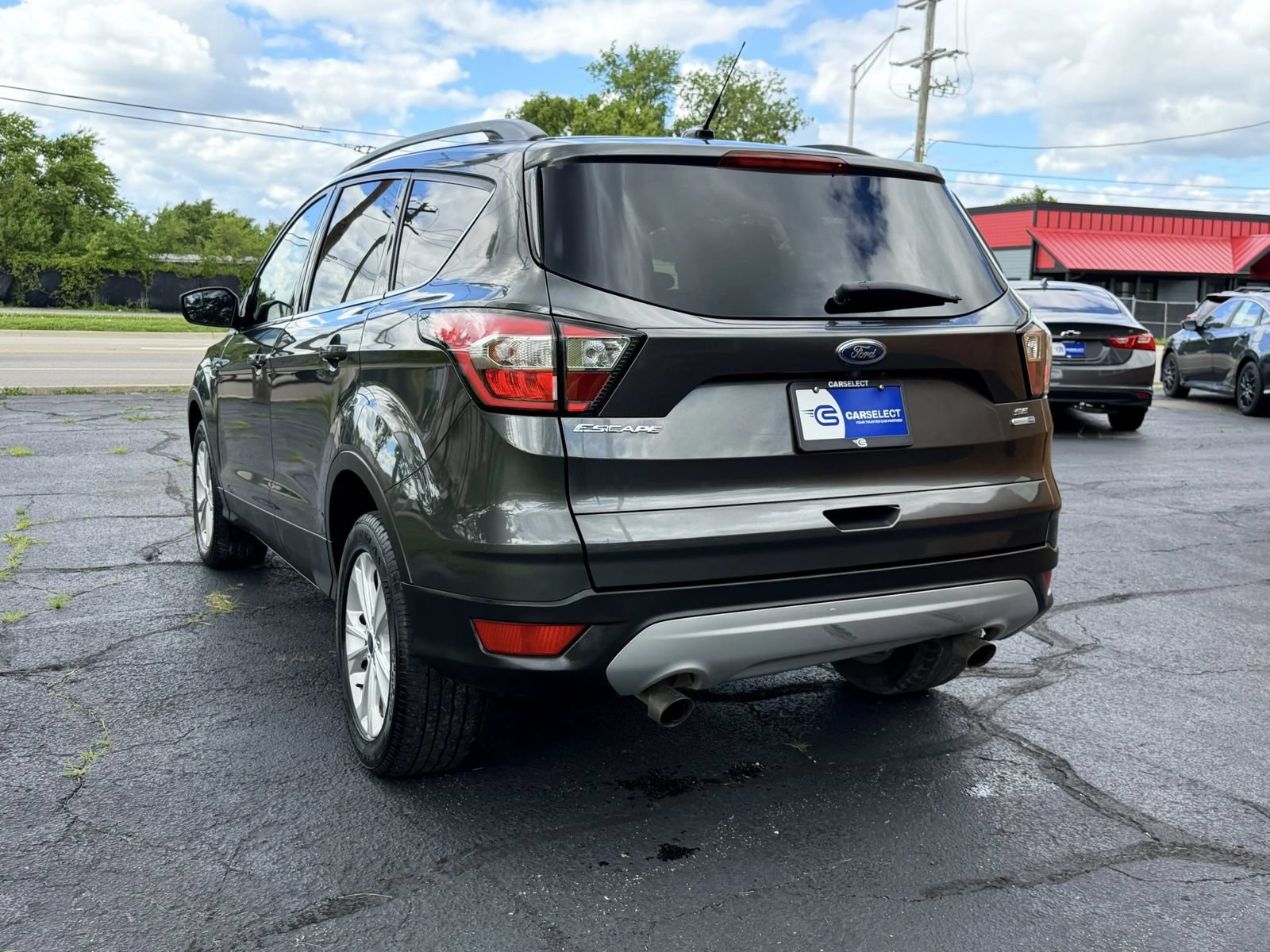 Used 2018 Ford Escape SE AWD/4WD image 4