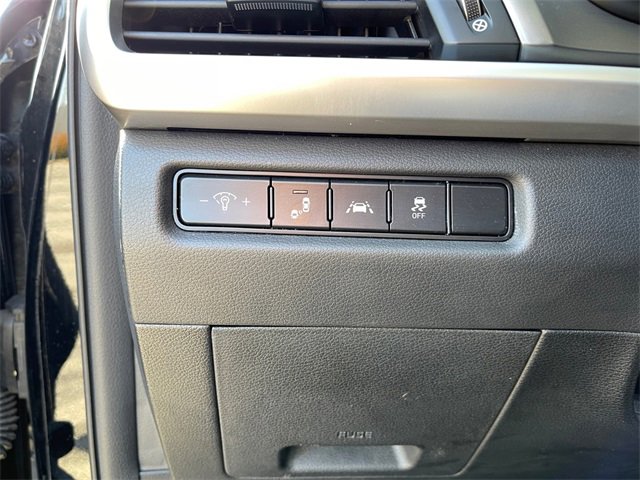 Used 2020 Kia Telluride LX image 29