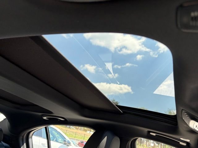 New 2026 Alfa Romeo Giulia AWD w/ Driving Assist Package image 41