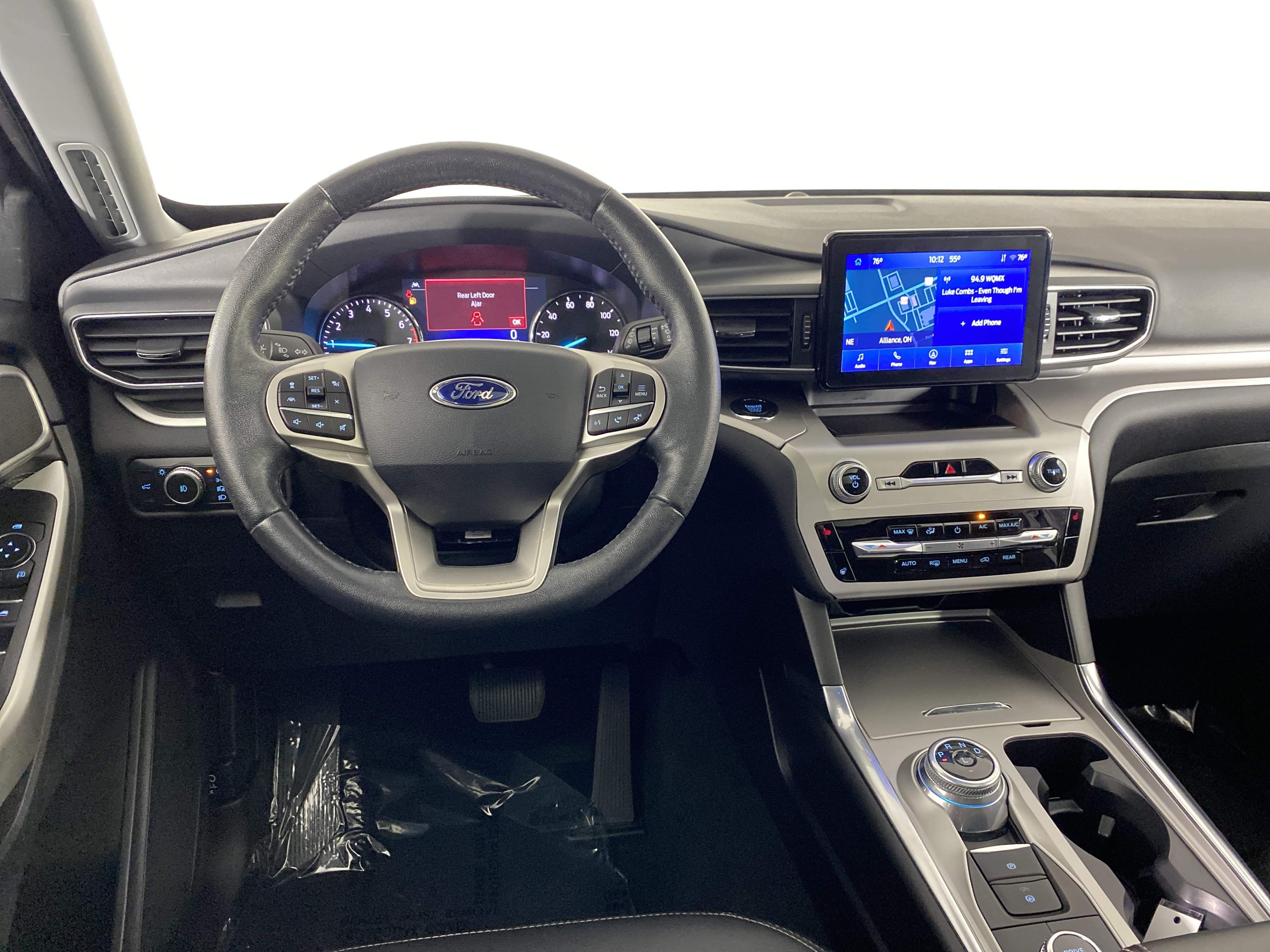 Used 2022 Ford Explorer XLT w/ Equipment Group 202A AWD/4WD image 46