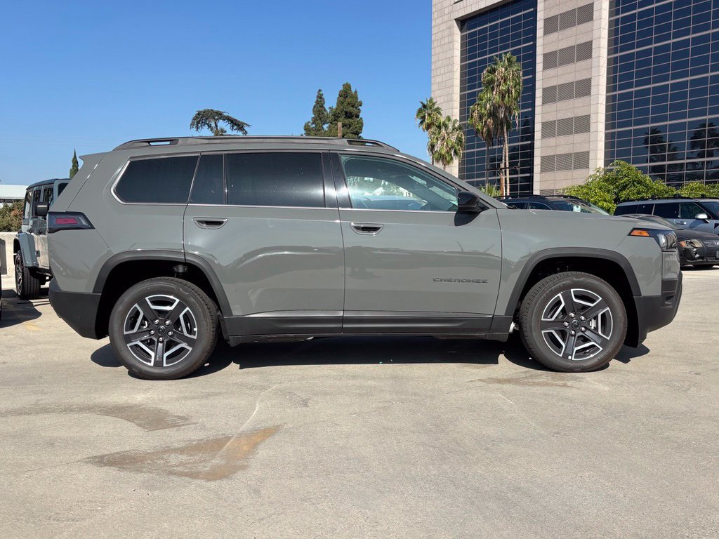 New 2026 Jeep Cherokee Limited AWD/4WD image 2